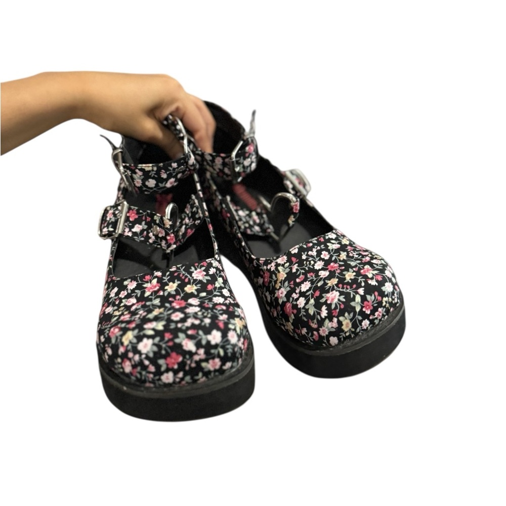 DEMONIA Sprite Floral Platform Heart Mary Jane Shoes - Picture 4 of 12